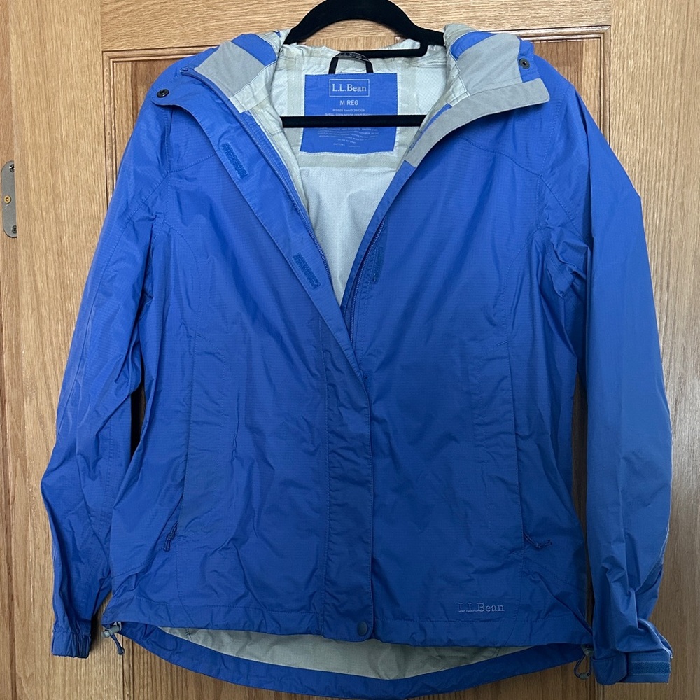 L.L. Bean women’s rain coat wind breaker shell jacket